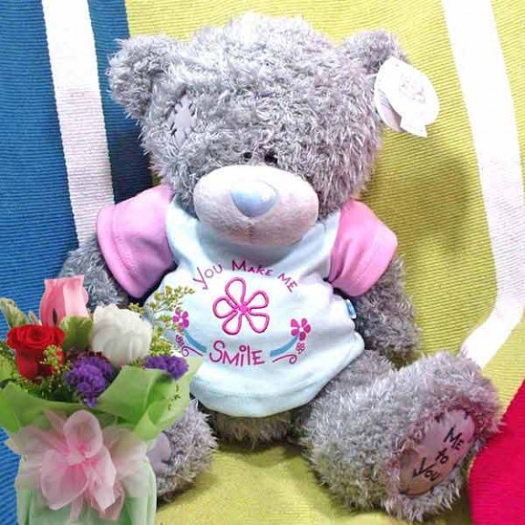 12″ (Me To You) Bear with 3 Mixed Roses Standing bouquet