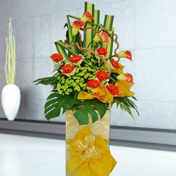 Artificial Orange Calla Lily & Fresh Gerbera Flower Opening Stand