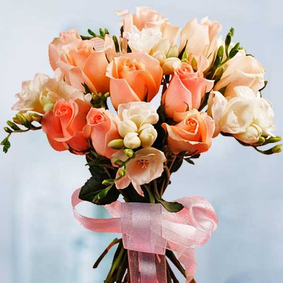 12 champagne rose With Freesia Bouquet (3 Days Advance Order)
