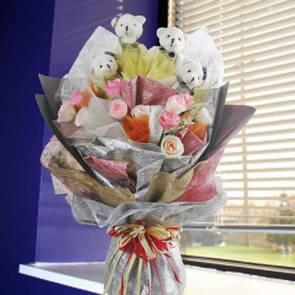 2 Mini Couple Bear With Artificial Roses Bouquet